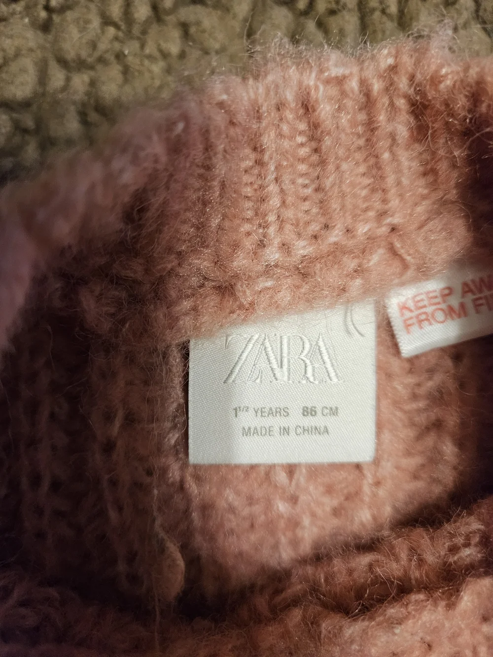 Zara Toddler Girls Pink Textured Floral Appliqué Knit Sweater, 18 Months